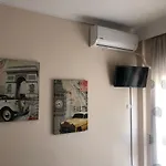 Del Mar I Apartment
